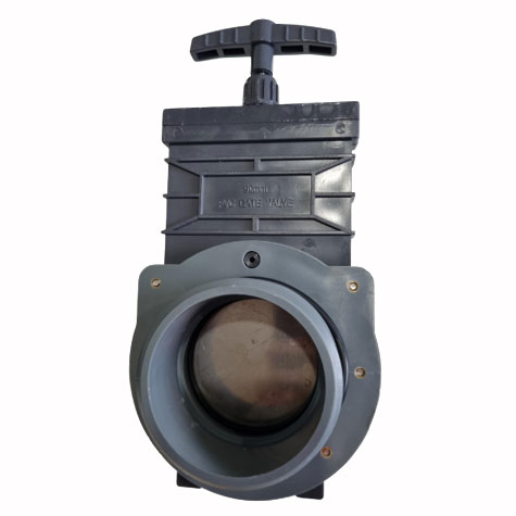 rear evacuation valve for portable toilets
