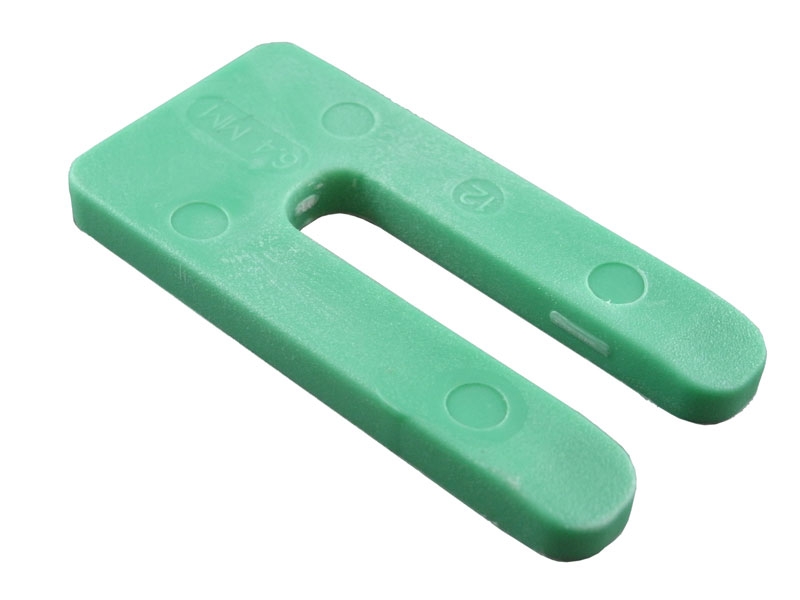 Horse Shoe Window Packer 6.4 x 75mm Green