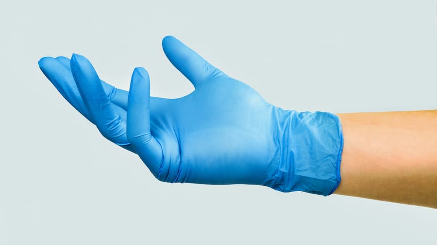 Disposable Nitrile Gloves vs Latex Gloves: What’s the difference?