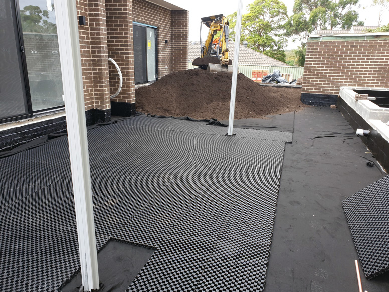 Sutherland Townhouses Get Superior Drainage Treatment with GEOmasta